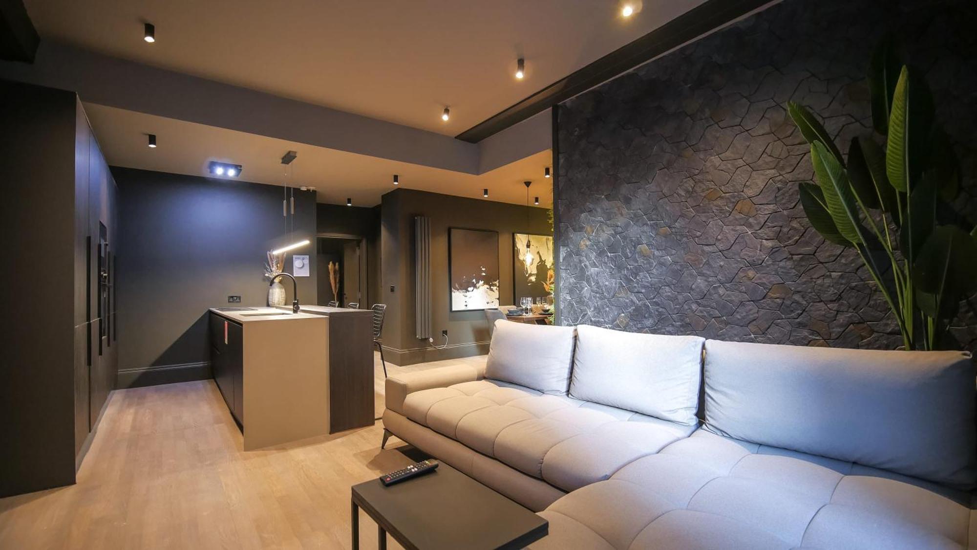 Midnight By The Heim Residences Manchester Exterior photo