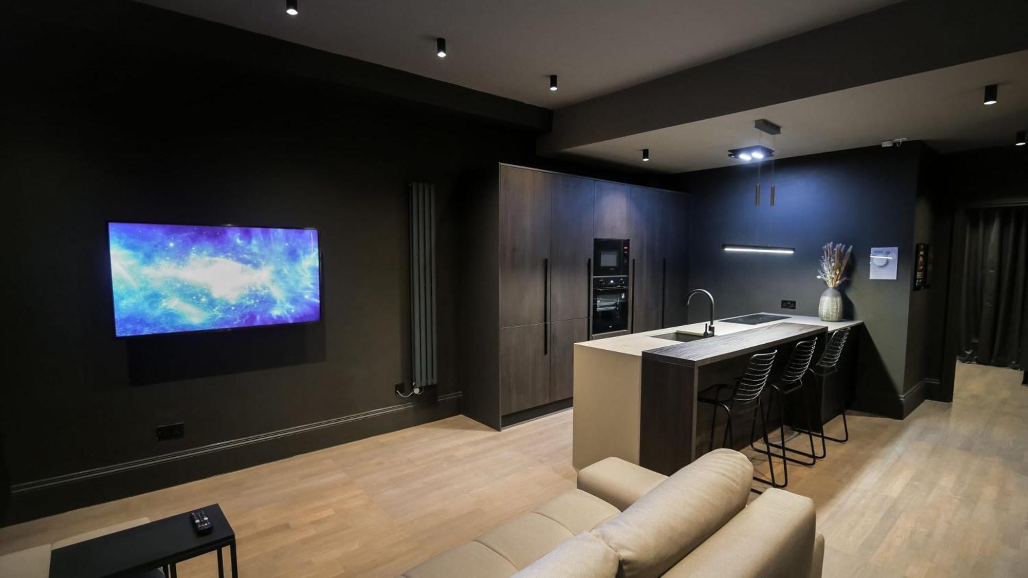 Midnight By The Heim Residences Manchester Exterior photo