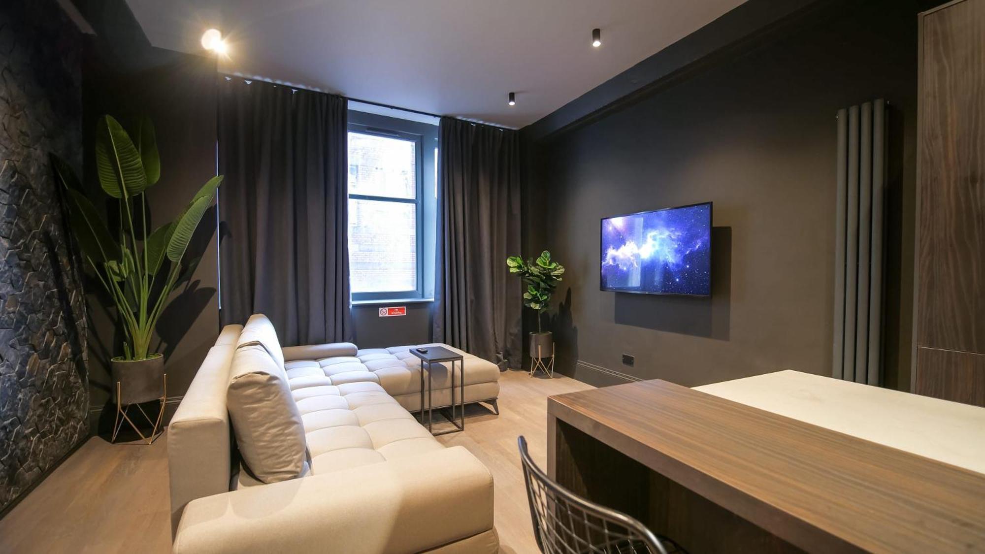 Midnight By The Heim Residences Manchester Exterior photo