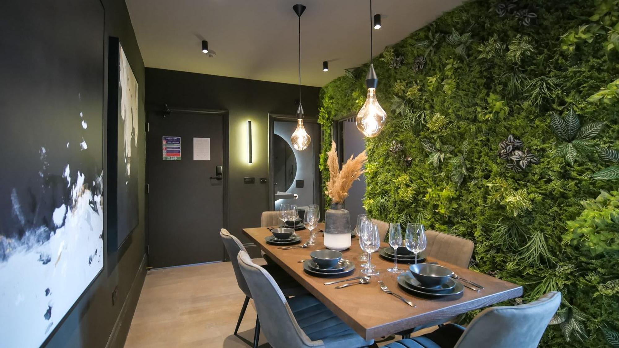 Midnight By The Heim Residences Manchester Exterior photo