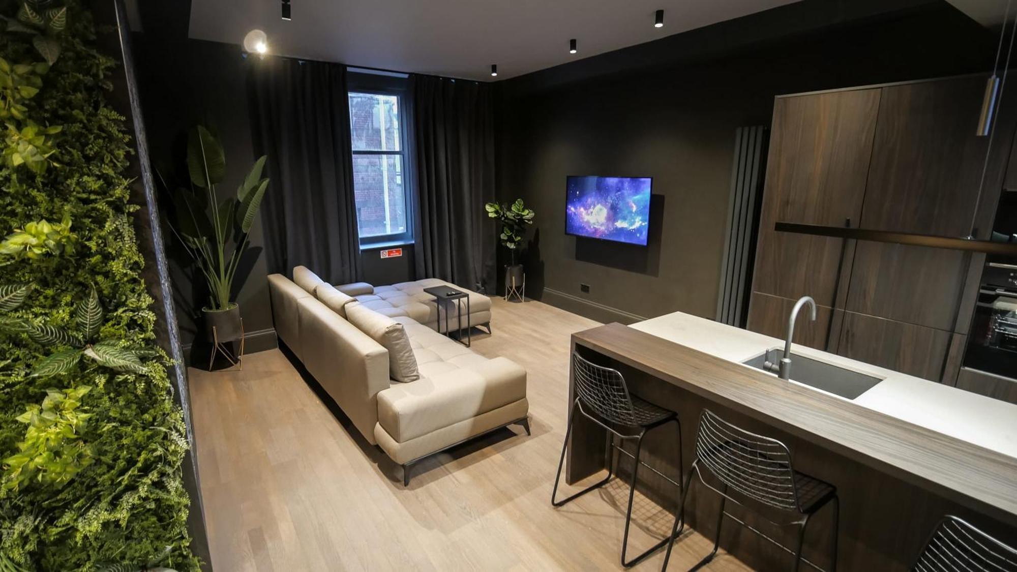 Midnight By The Heim Residences Manchester Exterior photo