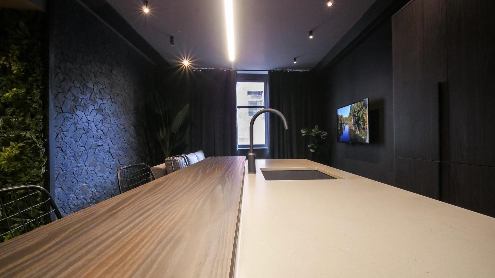Midnight By The Heim Residences Manchester Exterior photo